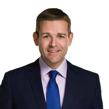 Professional photo of Patrick Serda.